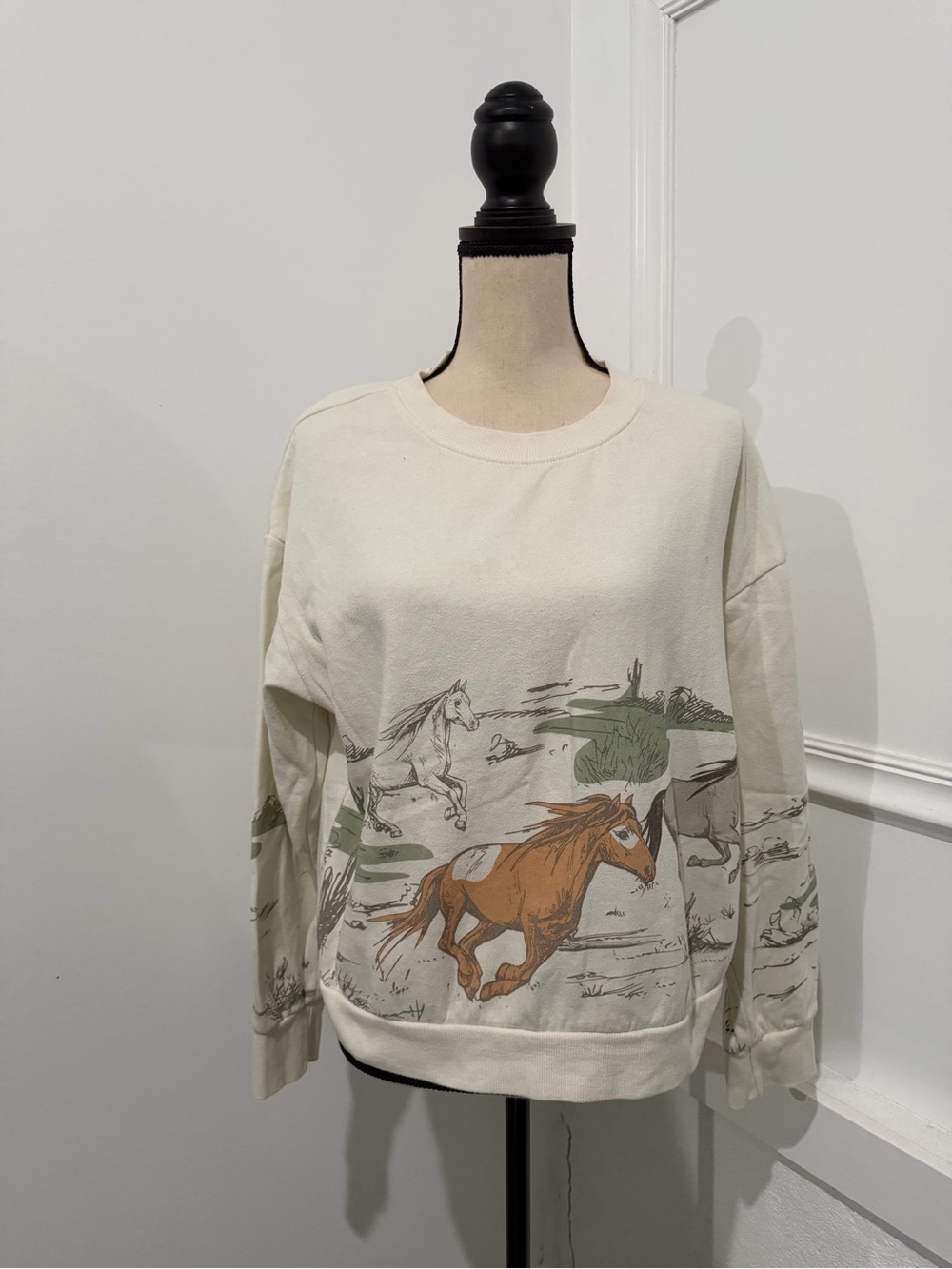 Cream Crewneck Sweatshirt with Horse Print